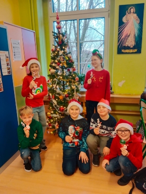 Świątecznie ubrani