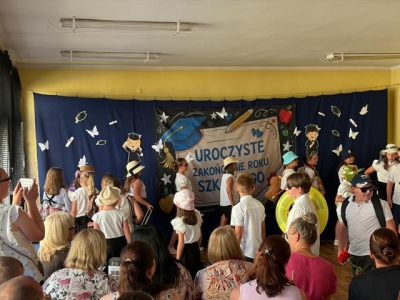 Uroczyste zakończenie I etapu edukacyjnego uczniów klasy III