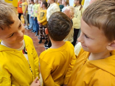 UŚMIECH ZAMIAST AGRESJI