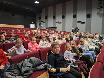 WZRUSZAJĄCO I ZABAWNIE